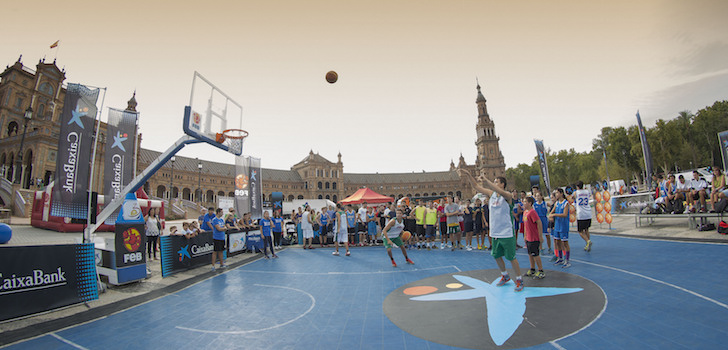 Martínez (CaixaBank): “En baloncesto buscamos enfoque nacional y en fútbol los lazos locales”